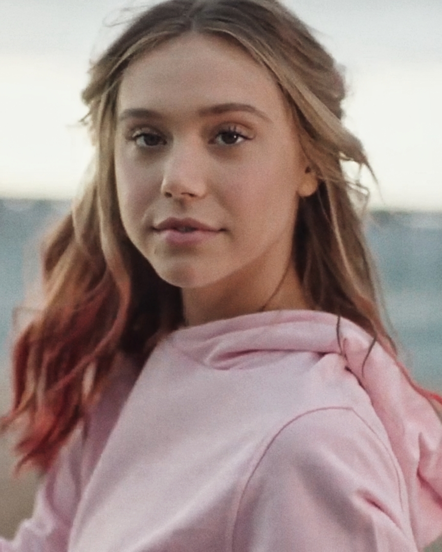 Alexis Ren portrait