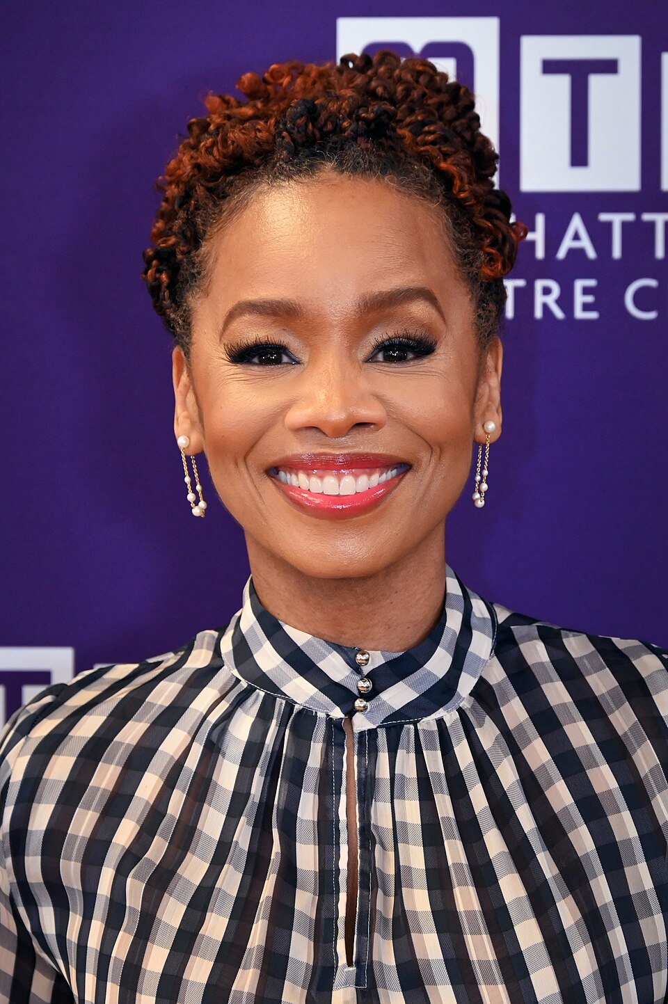 Anika Noni Rose portrait