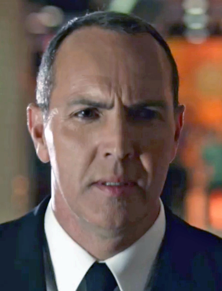 Arnold Vosloo portrait