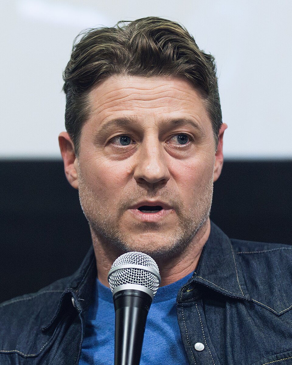 Benjamin McKenzie portrait