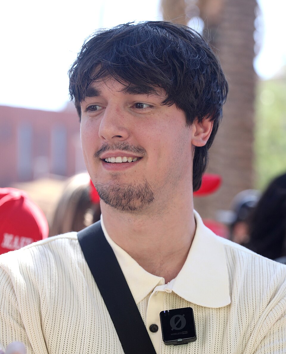 Bryce Hall portrait