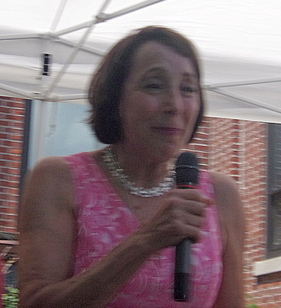 Didi Conn portrait