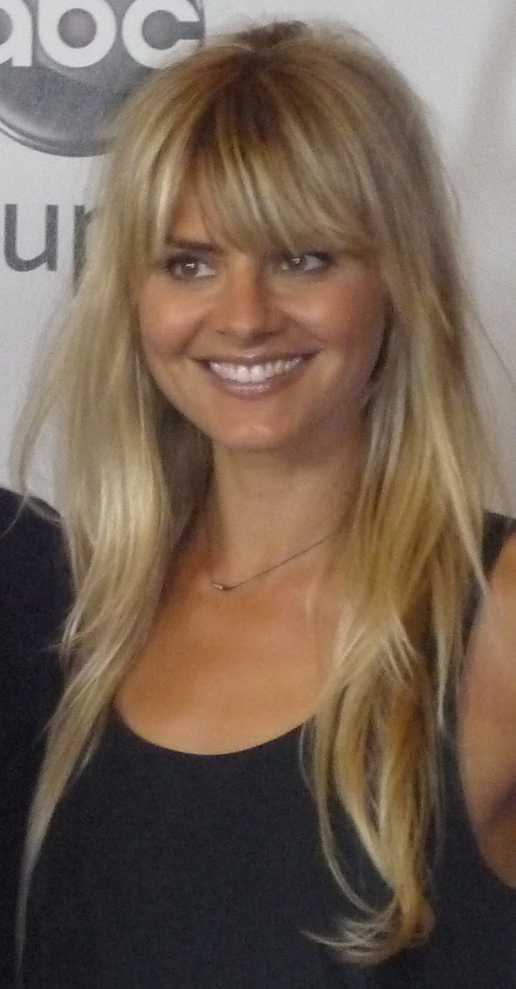 Eliza Coupe portrait
