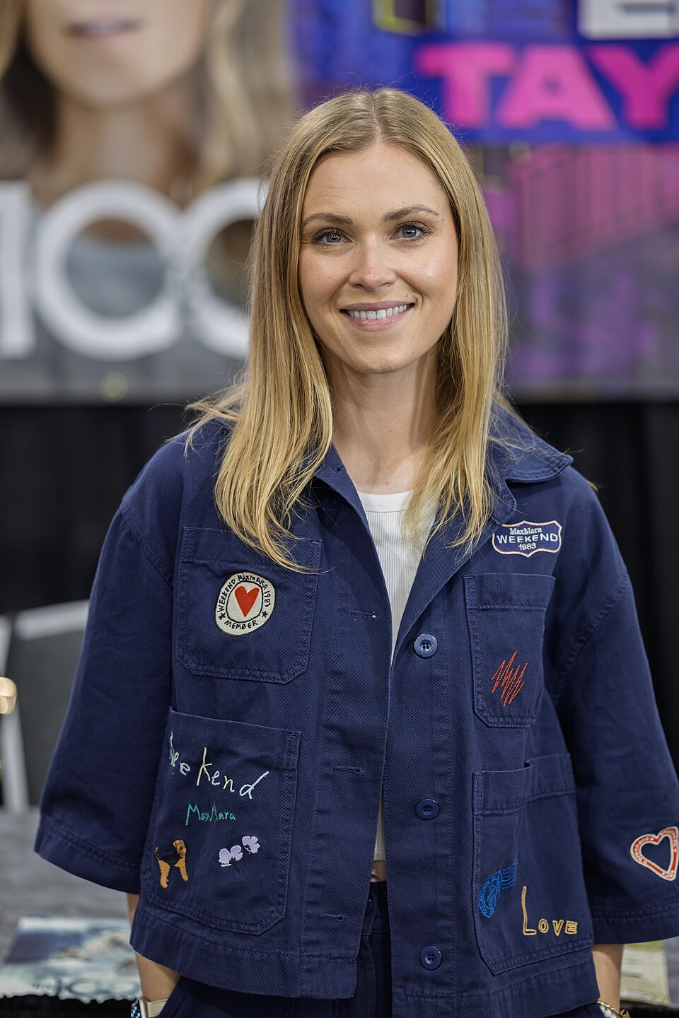 Eliza Taylor portrait