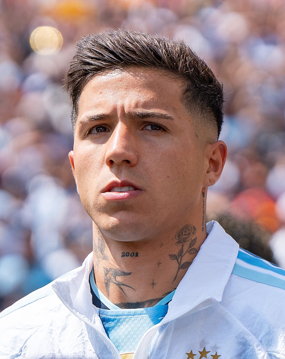 Enzo Fernández licensed portrait