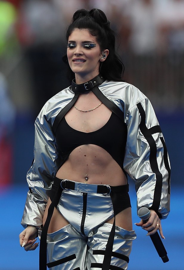 Era Istrefi portrait