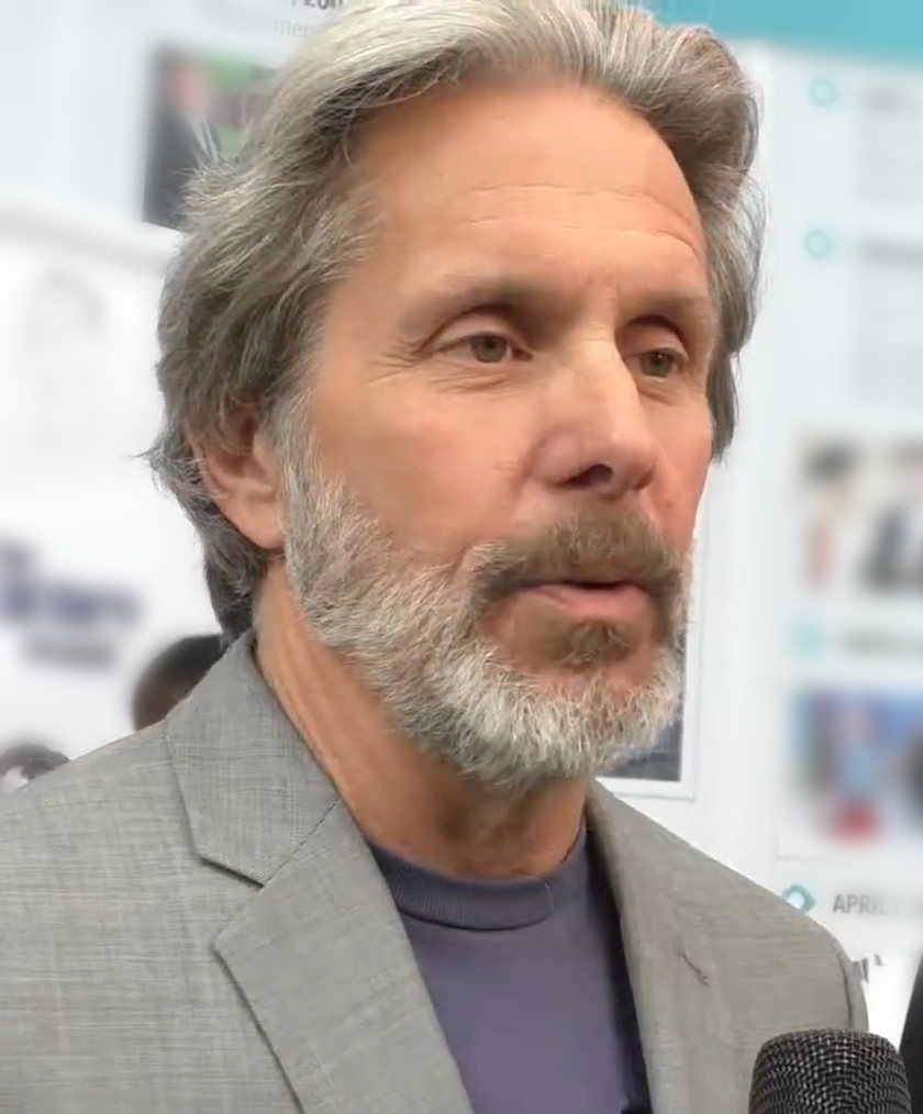 Gary Cole portrait