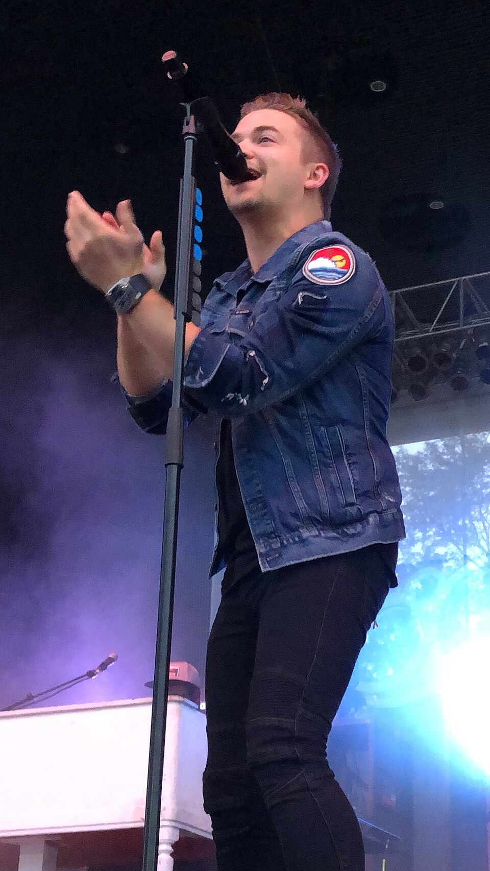 Hunter Hayes portrait