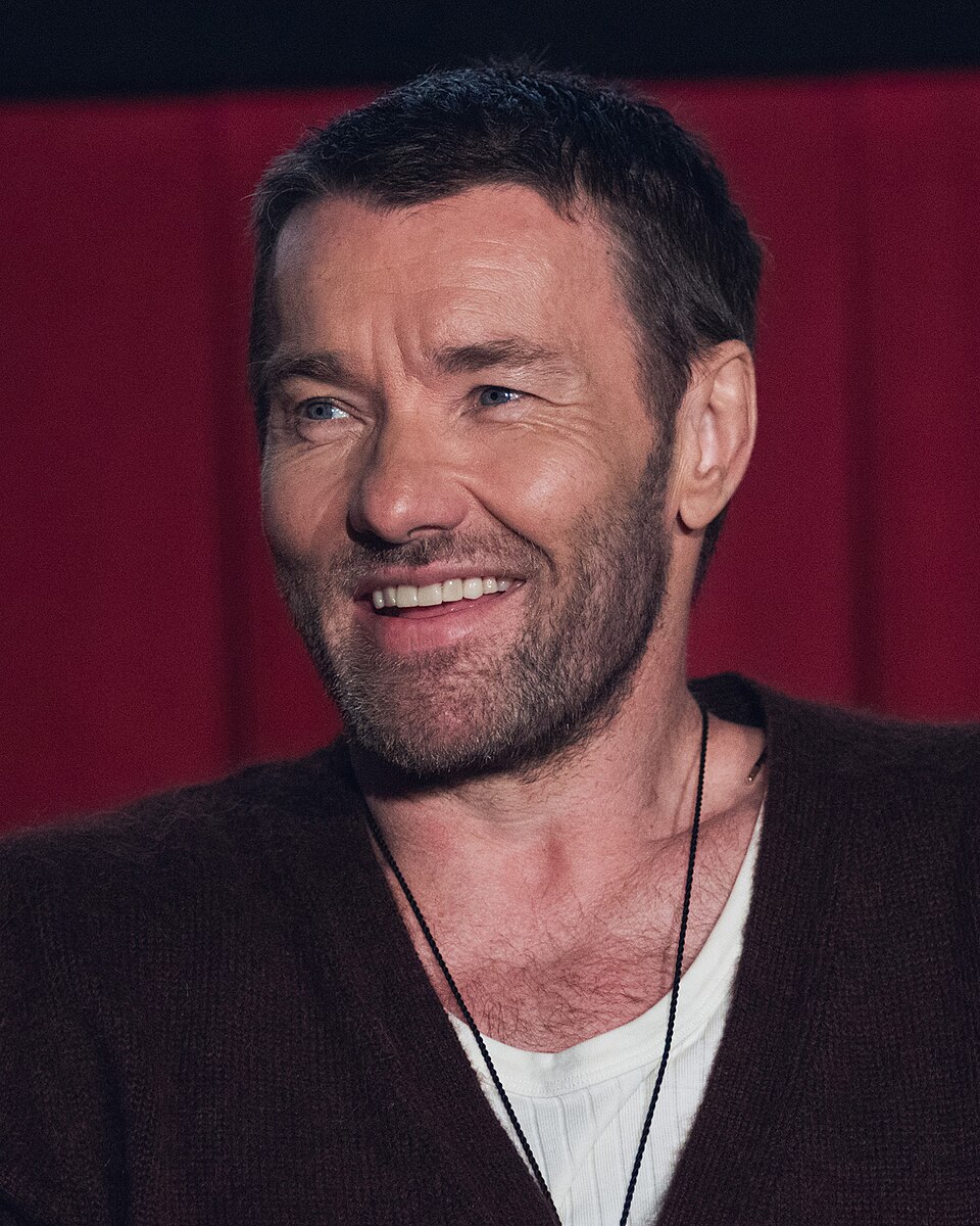 Joel Edgerton portrait
