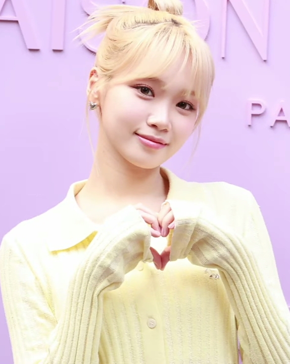 Kim Chae-won portrait