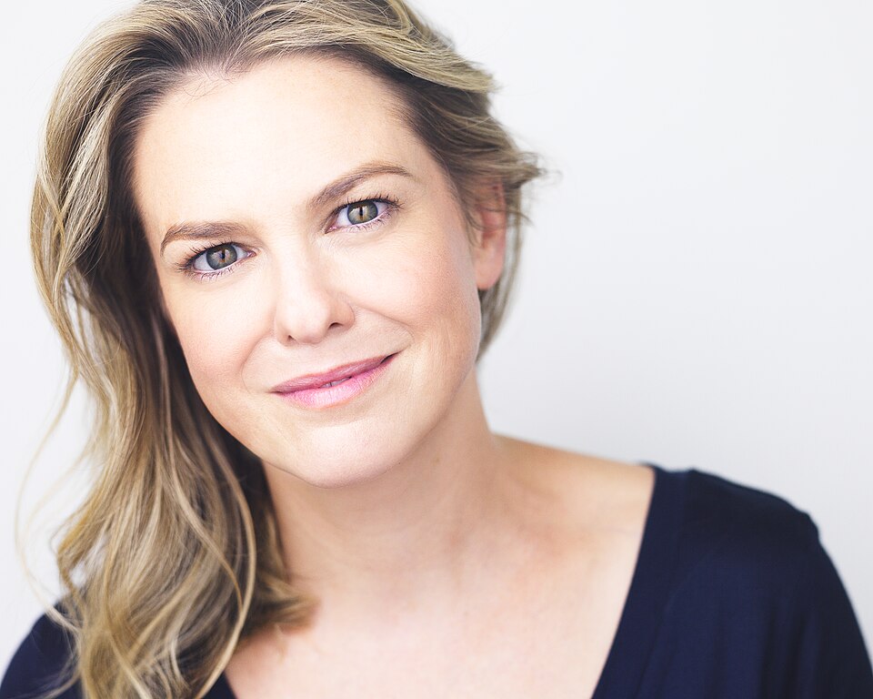 Larisa Oleynik portrait