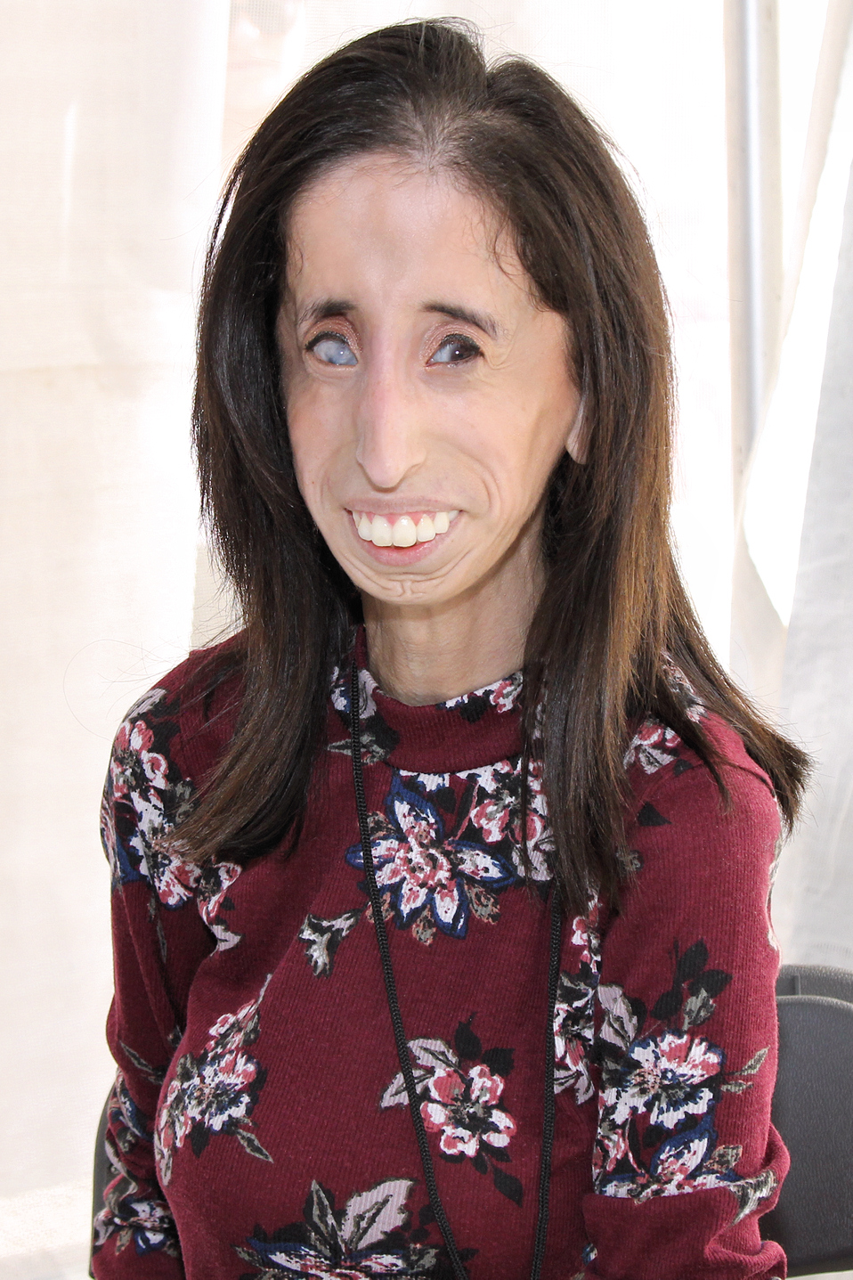 Lizzie Velasquez portrait