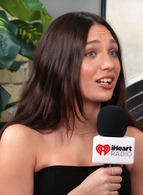 Maddie Ziegler portrait