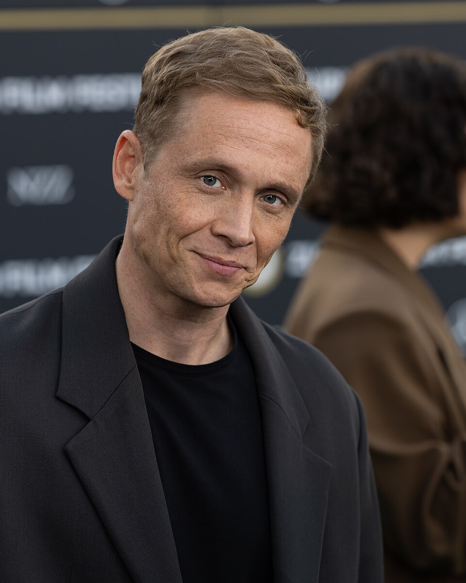 Matthias Schweighofer portrait