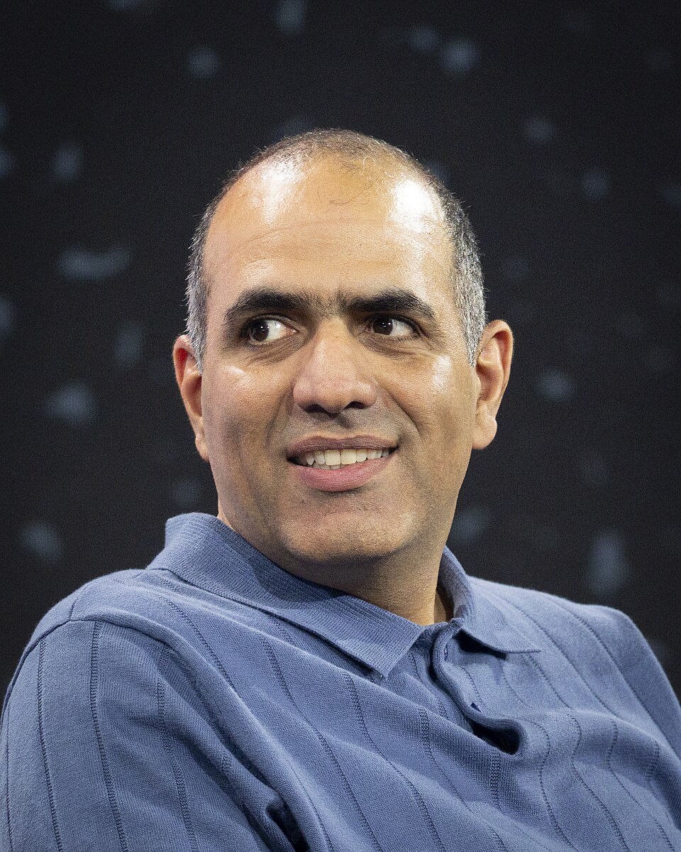 Mehdi Sadaghdar portrait