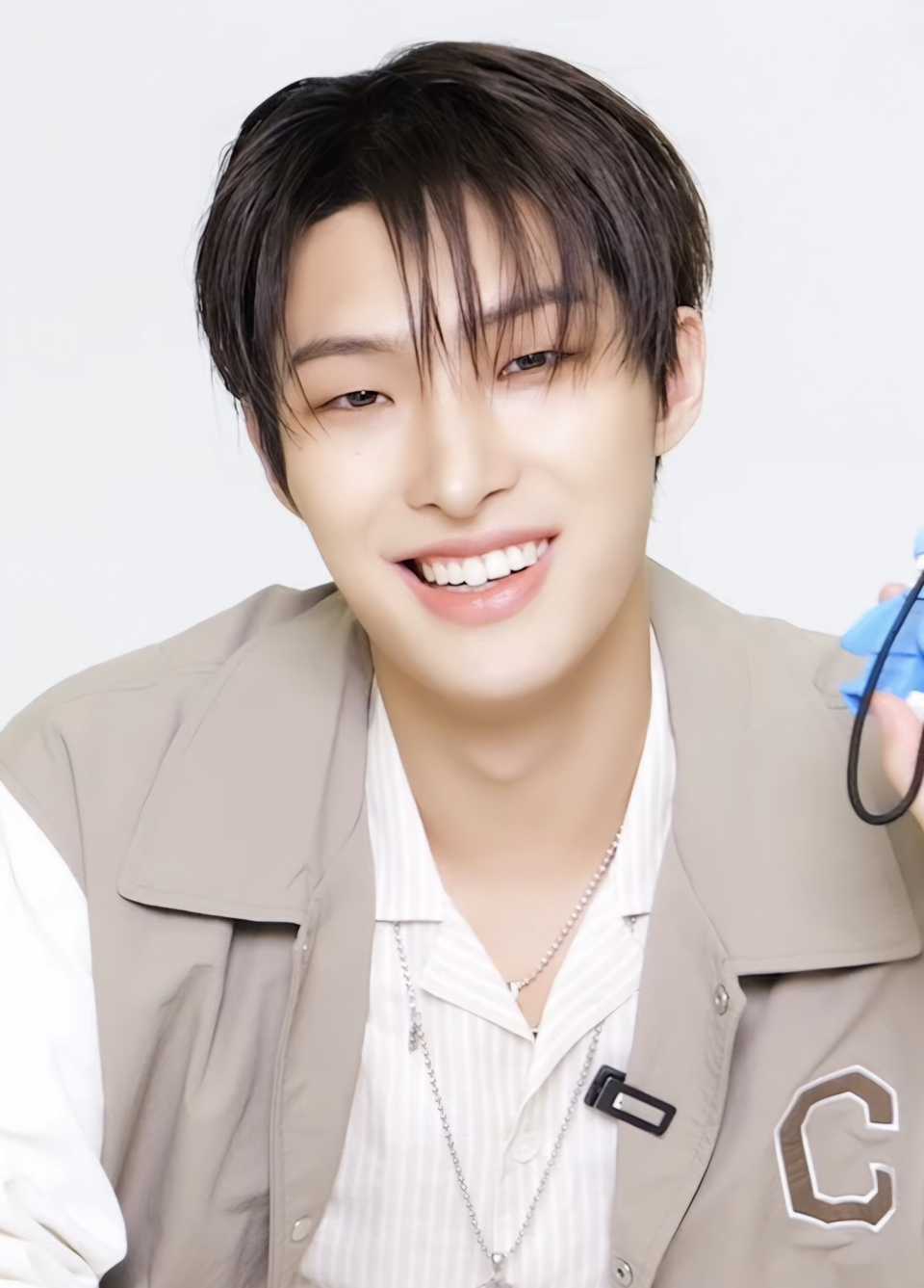 Mingi licensed portrait