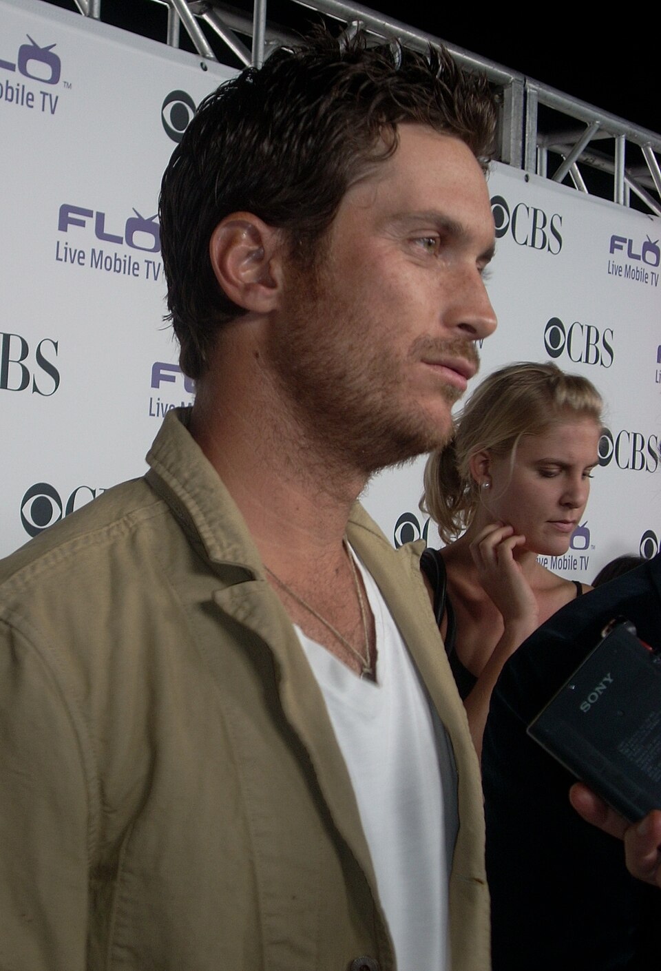 Oliver Hudson portrait
