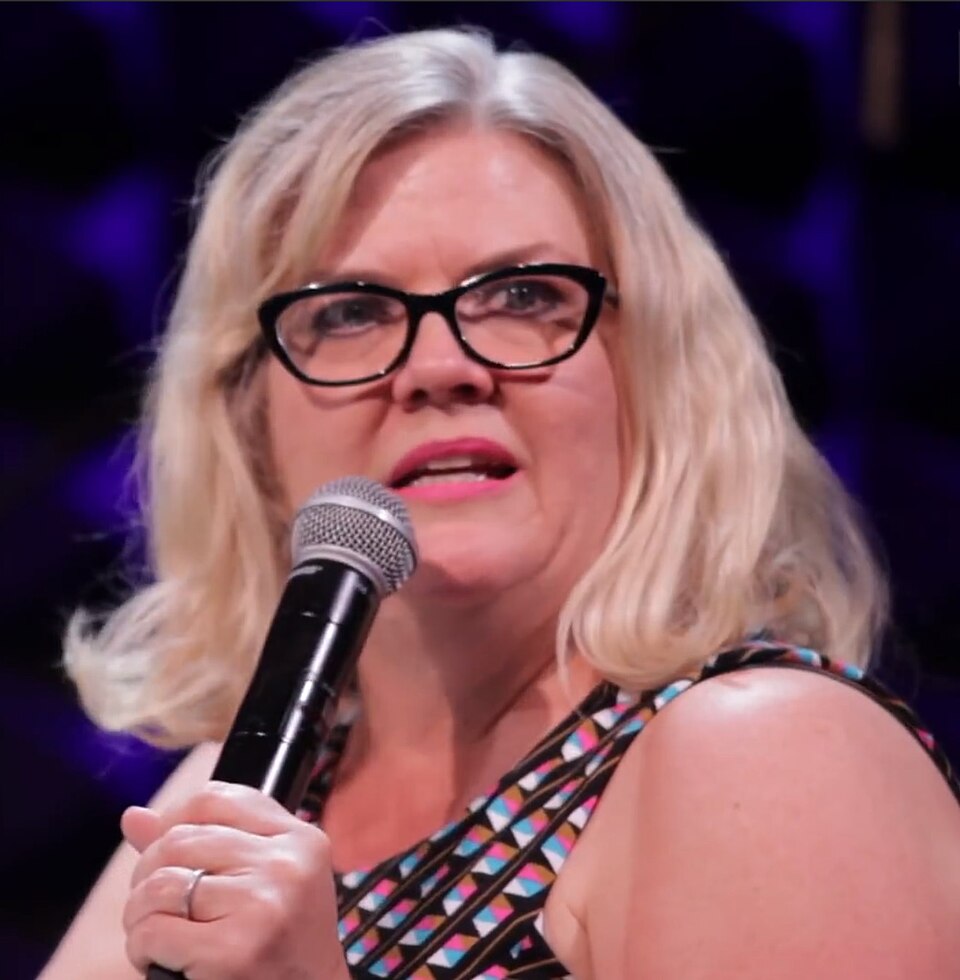 Paula Pell portrait