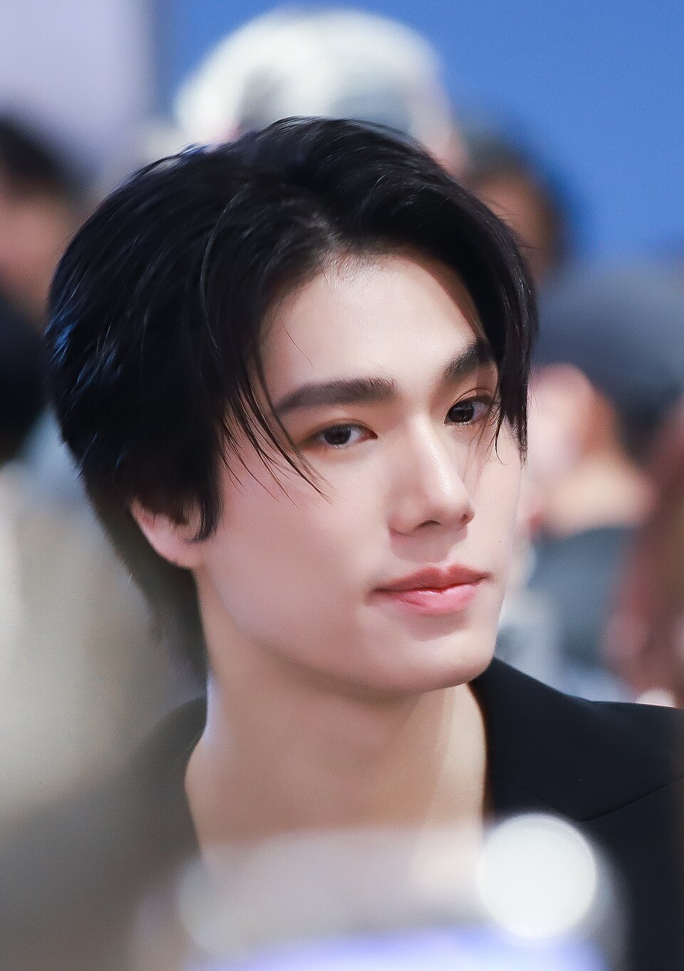 Phuwin Tangsakyuen portrait