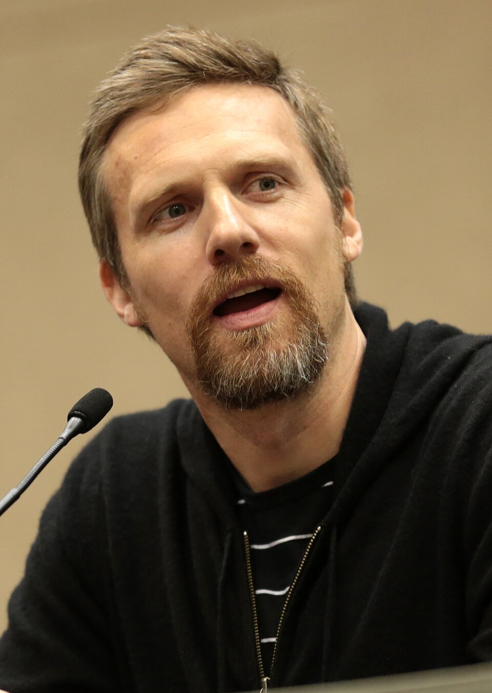 Teddy Sears portrait