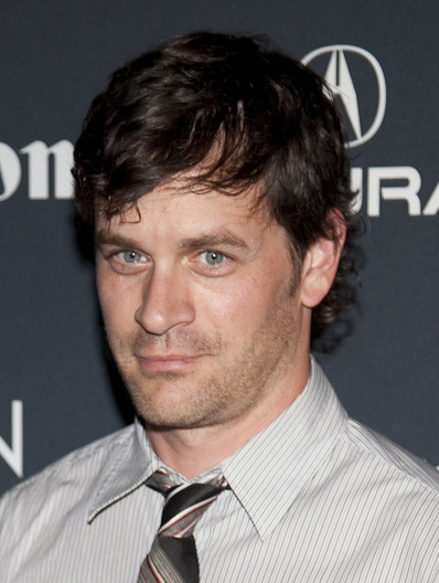 Tom Everett Scott portrait