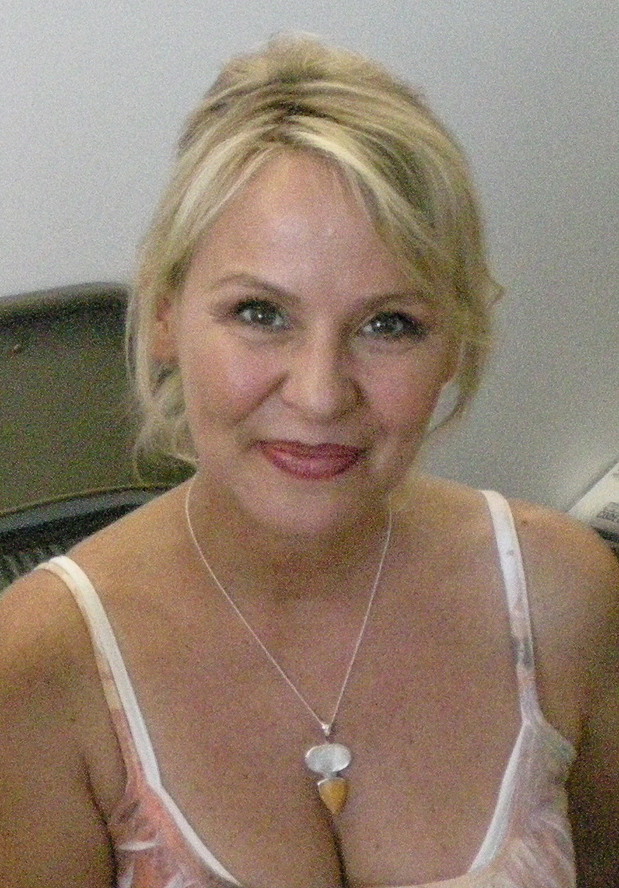 Wendee Lee portrait